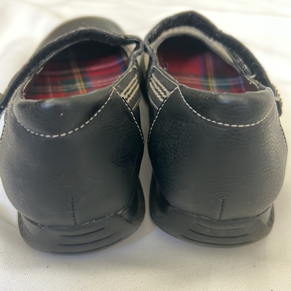 Ellemenno | Size 3 Girls (US) Plaid and Black Mary Janes - Picture 10 of 13